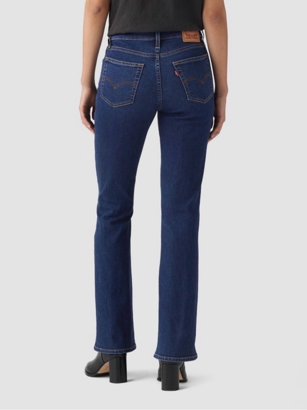 Levi's® Women's 725 High-Rise Bootcut Jeans - Eternal Indigo Dark 24 - Picture 2 of 3